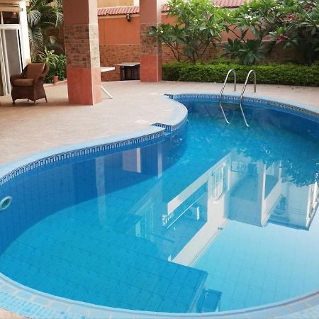 Hidden Gem With Pool Access In New Cairo 아파트 외부 사진
